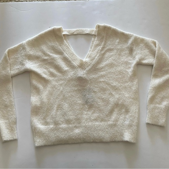 White V-Neck Fleece Jessica Simpson Knot Sweater - Picture 2 of 9